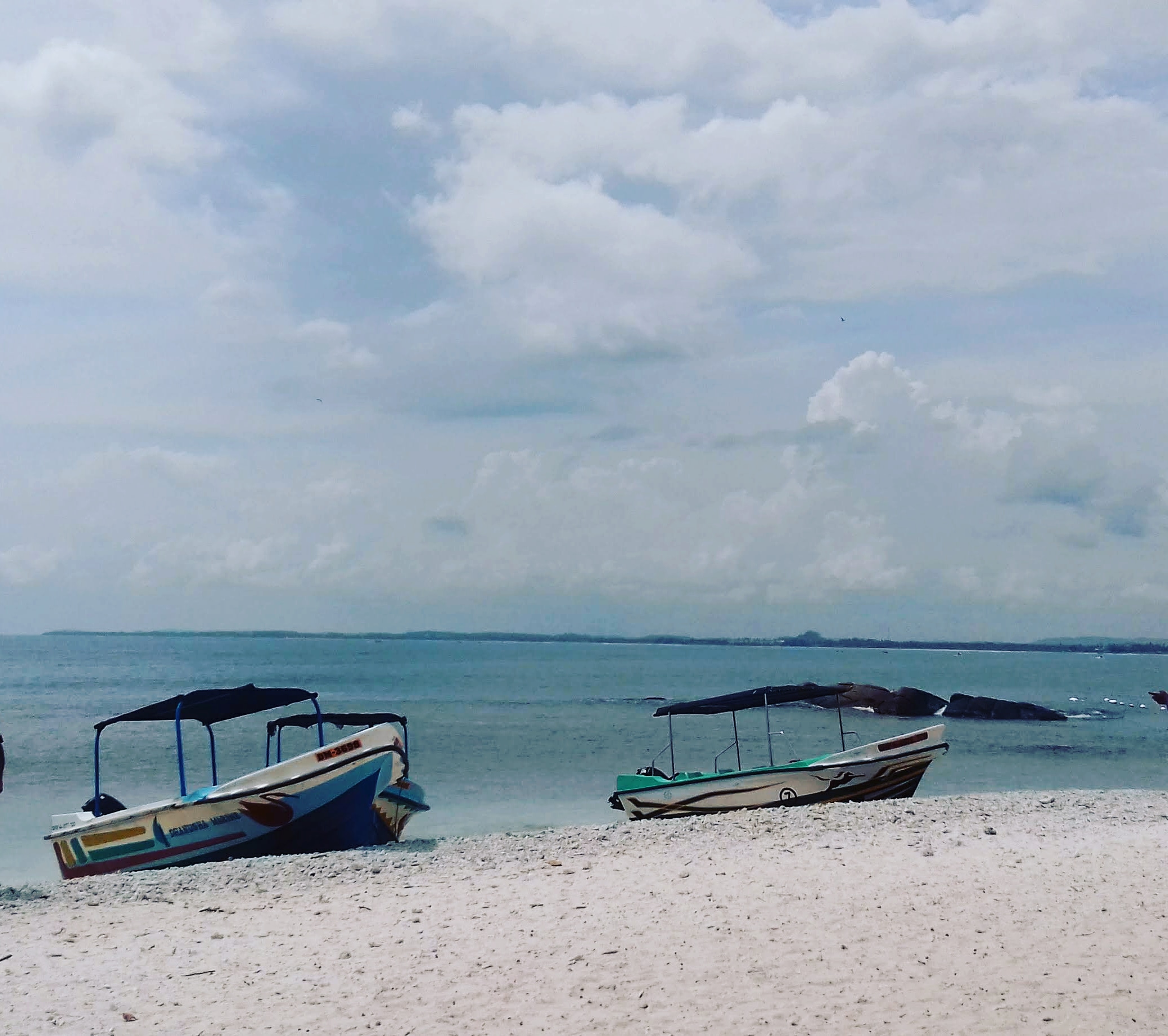 East Coast Beach Tour: Trincomalee & Arugam Bay